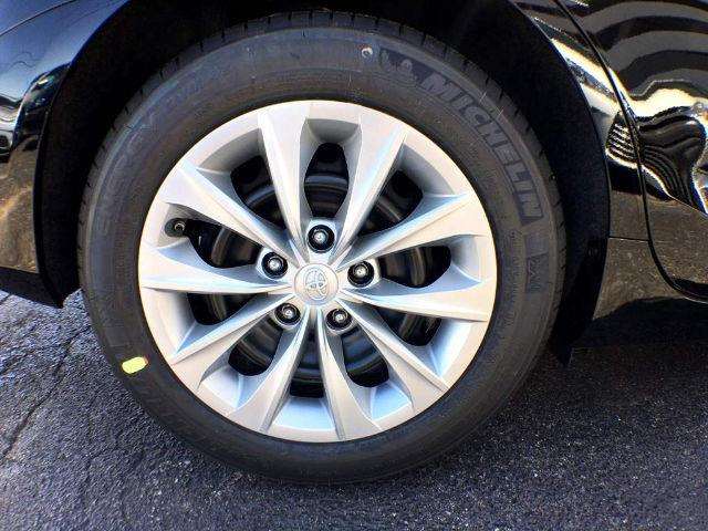 2017 Toyota Camry LE 4Dr Sedan